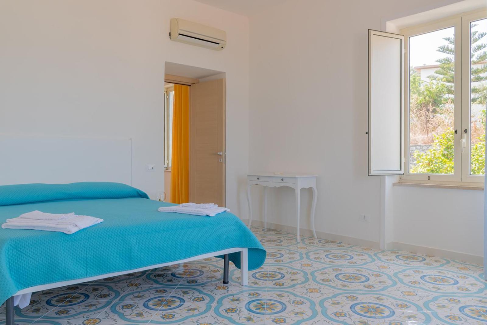 Blue 51 Apartment Vico Equense Exterior photo